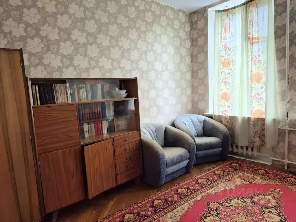 2-к кв. Ленинградская область, Гатчина ул. Гагарина, 12 (50.0 м) - Фото 2