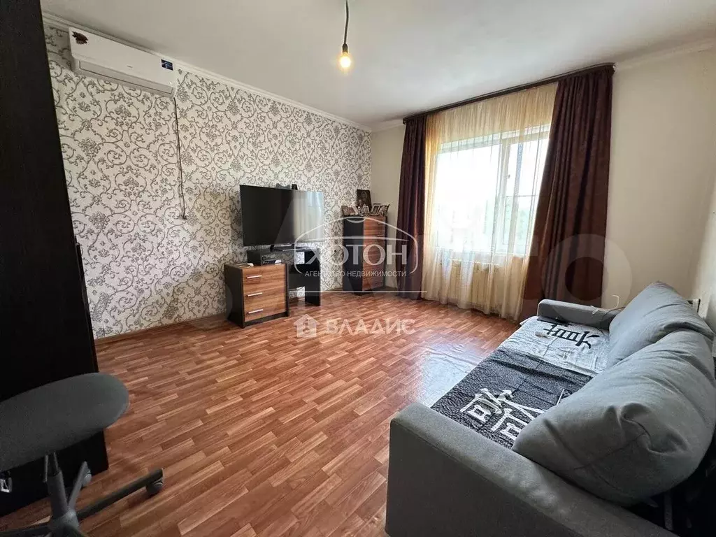 Дом 100 м на участке 6 сот. - Фото 1