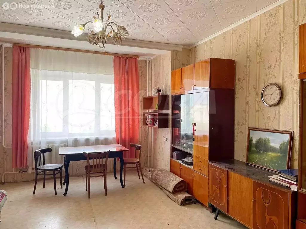 2-комнатная квартира: Тюмень, улица Монтажников, 8 (59.8 м) - Фото 1
