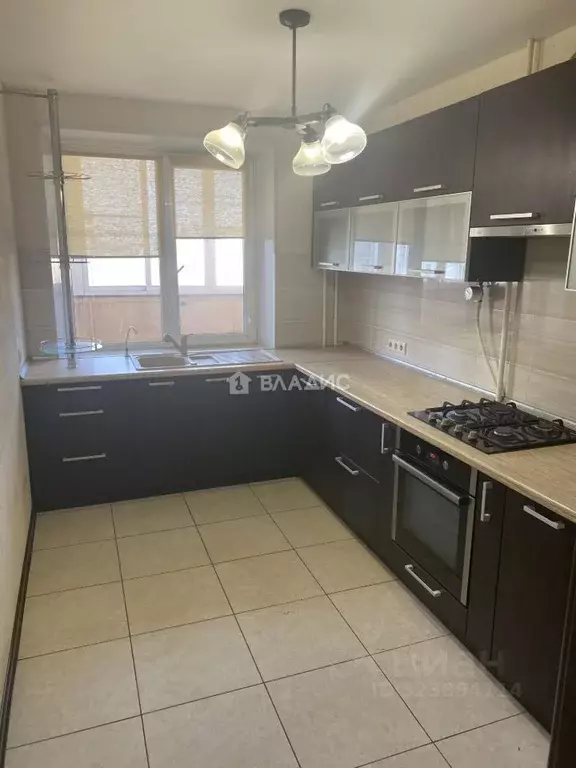 3-к кв. Волгоградская область, Волгоград ул. Маршала Воронова, 18 ... - Фото 1