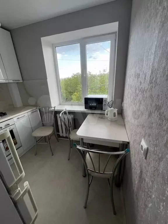 3-к. квартира, 50 м, 5/5 эт. - Фото 0