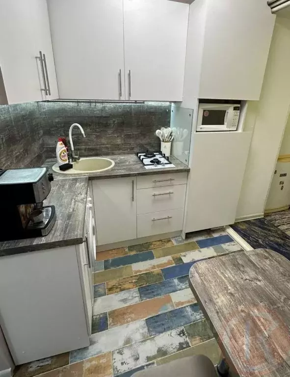 1-к кв. Крым, Сакский район, с. Уютное ул. Кирова, 6 (25.0 м) - Фото 1