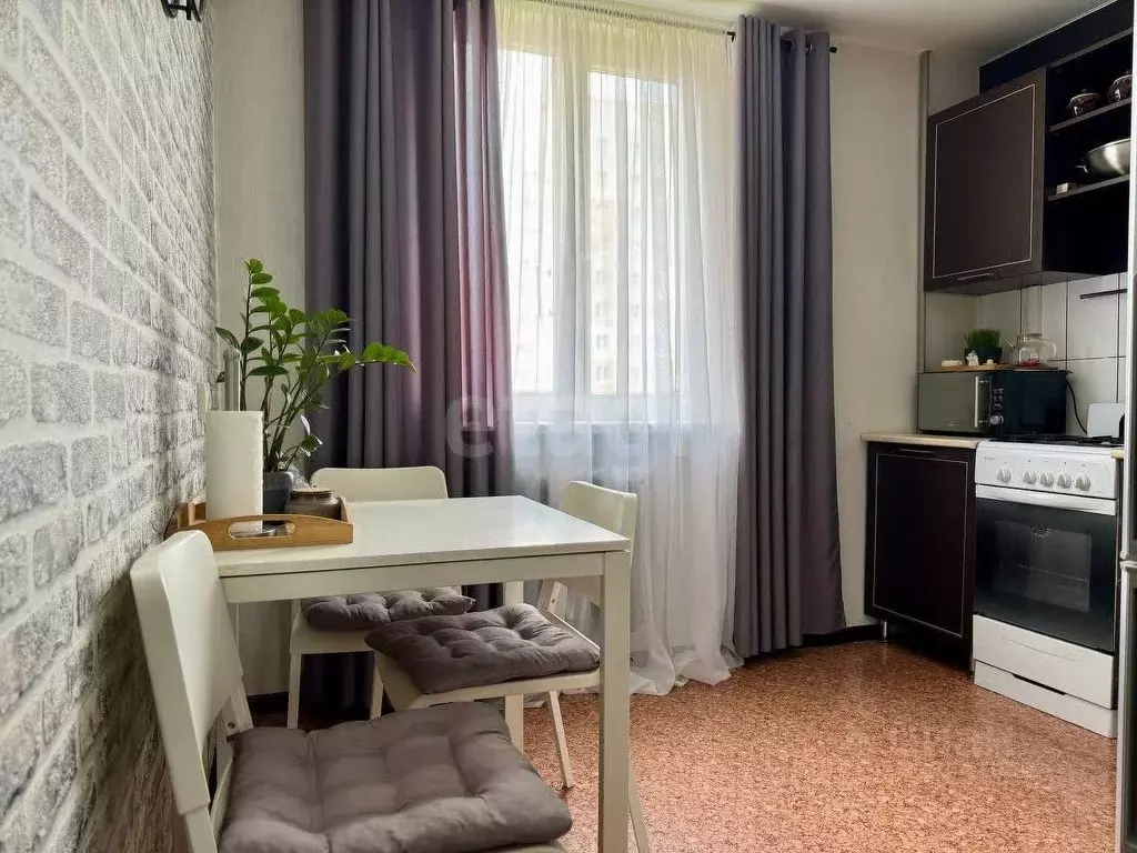 1-к кв. Вологодская область, Череповец Рыбинская ул., 4 (42.3 м) - Фото 1