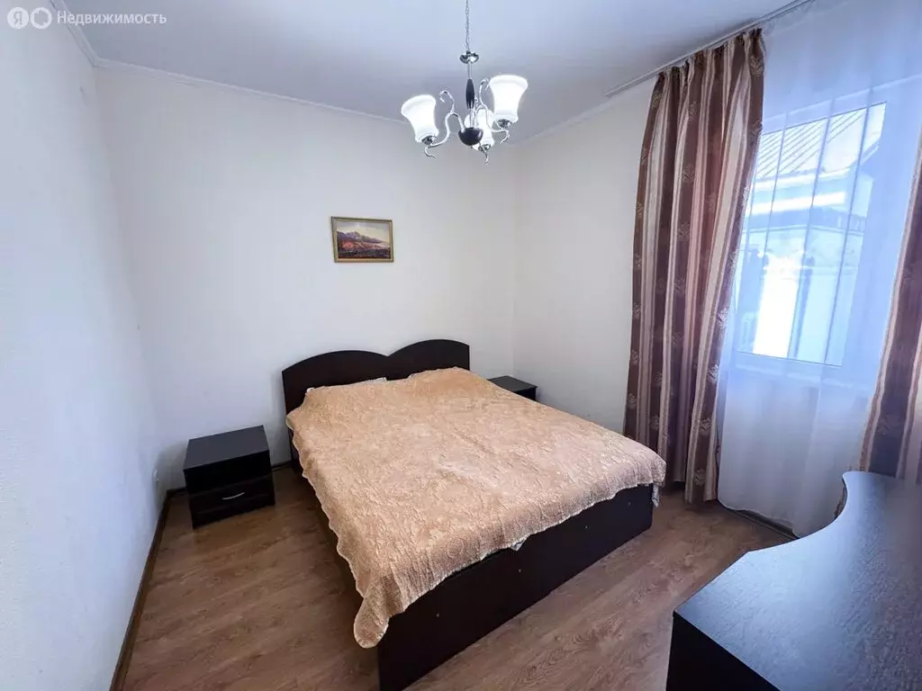 Дом в Алушта, улица Горького, 7 (528.7 м) - Фото 0