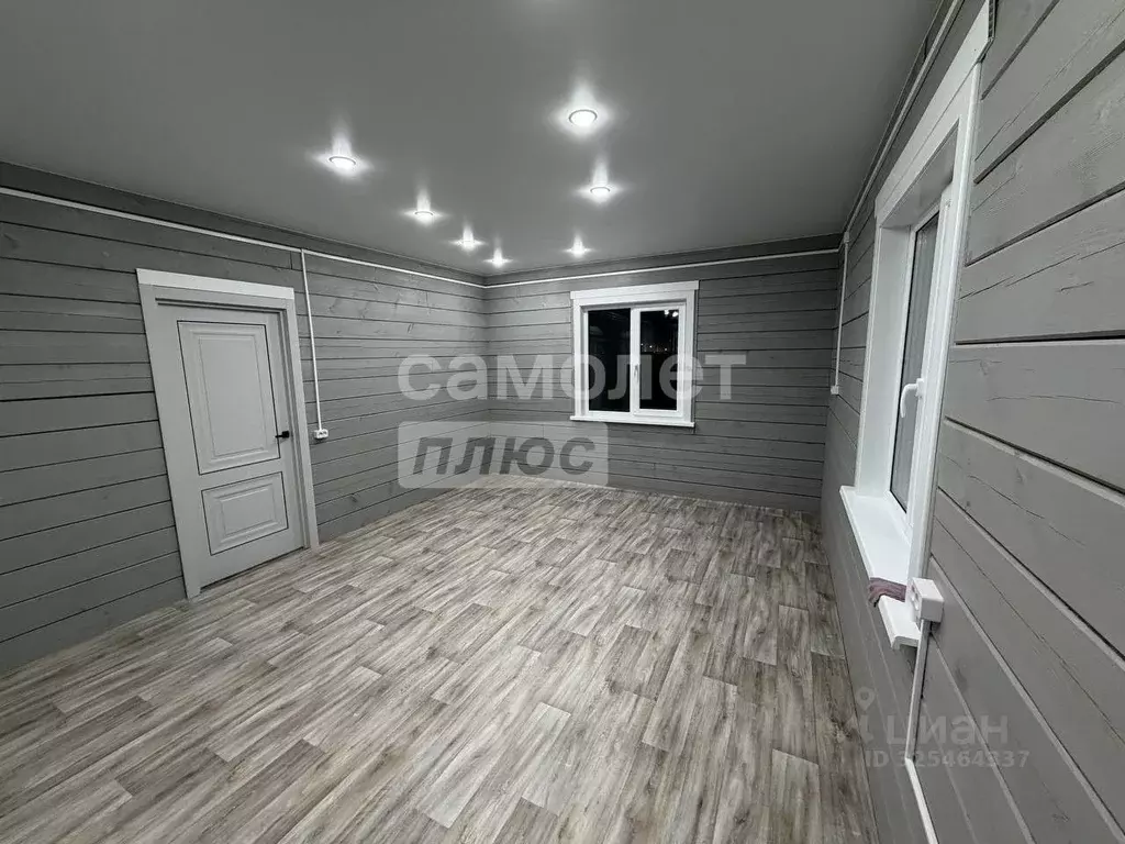 Дом в Иркутская область, Эхирит-Булагатский район, пос. Усть-Ордынский ... - Фото 1