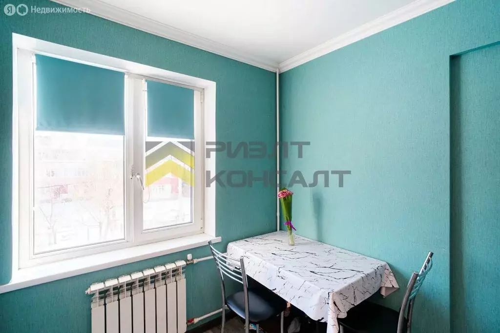 1-комнатная квартира: Омск, улица Дианова, 8/5 (36 м) - Фото 1