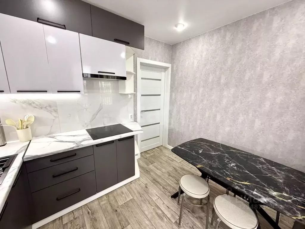 2-к кв. Татарстан, Казань ул. Александра Курынова, 5к3 (55.0 м) - Фото 2