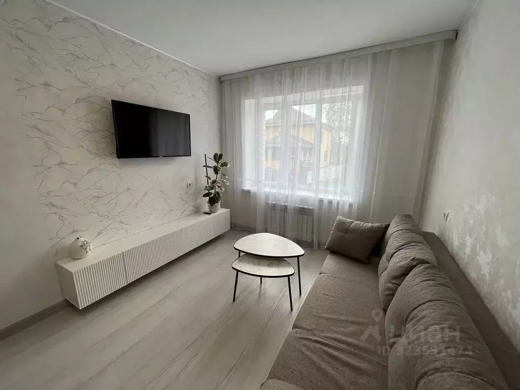 1-к кв. Ярославская область, Углич ул. Островского, 32Ак2 (38.0 м) - Фото 2