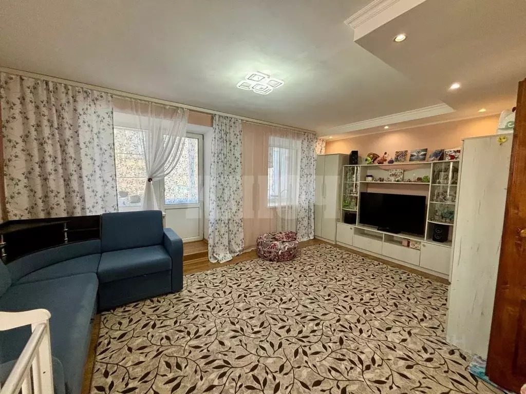 4-к кв. Вологодская область, Сокол ул. Менделеева, 23 (92.0 м) - Фото 1