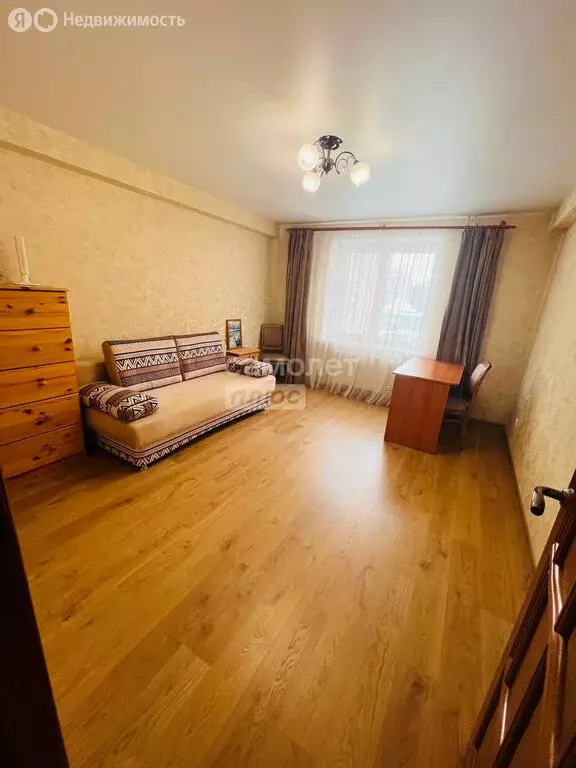 2-комнатная квартира: Ижевск, улица А.Н. Сабурова, 17 (56 м) - Фото 2