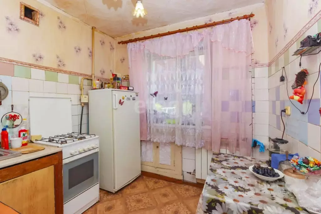 2-к кв. Омская область, Омск ул. Чкалова, 33 (42.0 м) - Фото 0