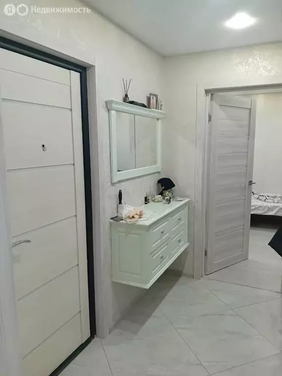 2-комнатная квартира: Саратов, улица имени В.И. Лебедева-Кумача, 72 ... - Фото 1