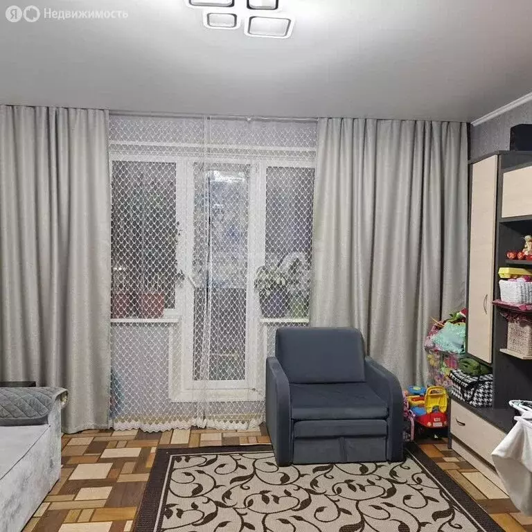 2-комнатная квартира: Челябинск, улица Героев Танкограда, 118 (52.2 м) - Фото 1