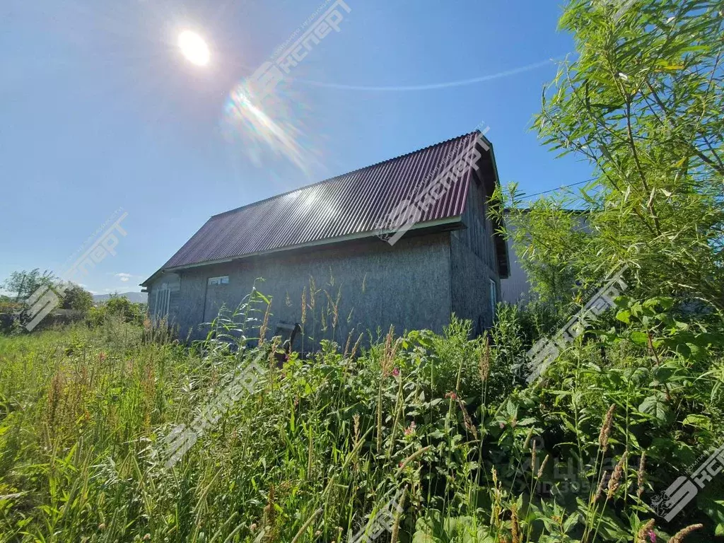 Дом в Сахалинская область, Южно-Сахалинск ул. Некрасова (79 м) - Фото 1