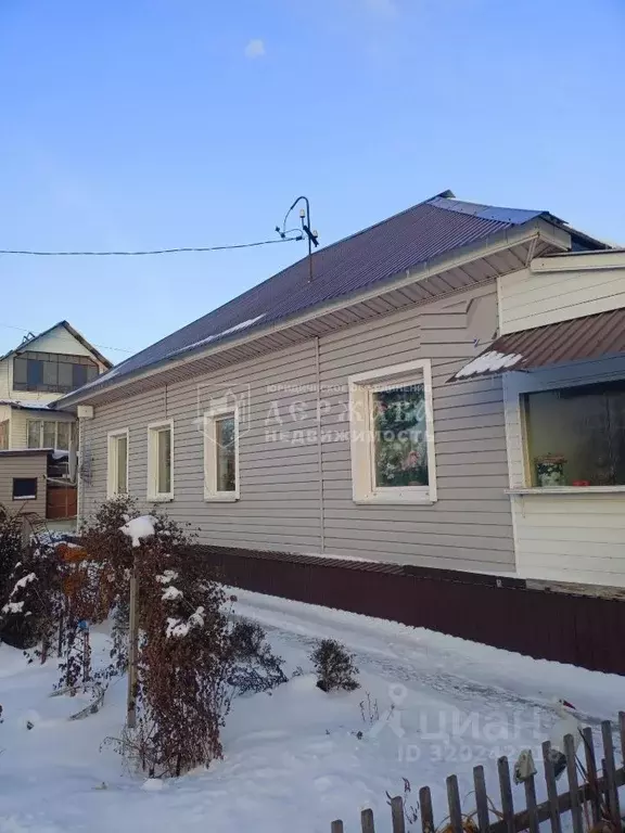 Дом в Кемеровская область, Кемерово Петропавловская ул. (60 м) - Фото 1