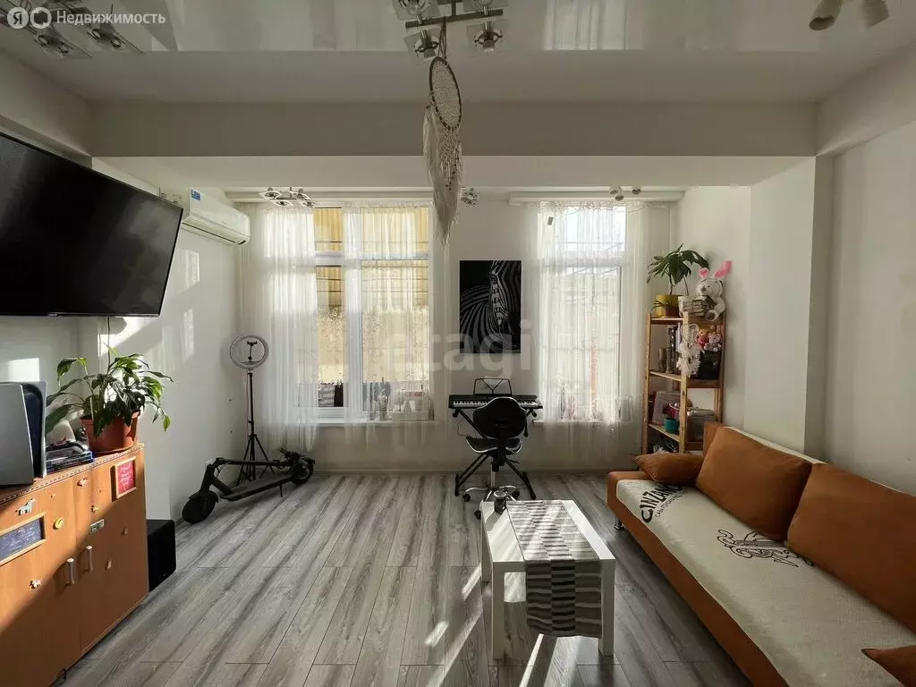 Квартира-студия: Адлер, Верхнеизвестинская улица, 28 (27.9 м) - Фото 0