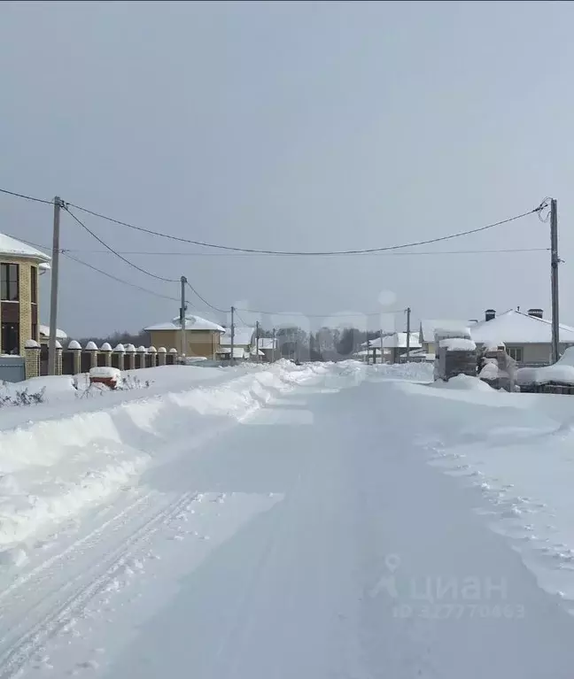Участок в Марий Эл, Медведевский район, Азяковское с/пос, д. Шеклянур ... - Фото 2
