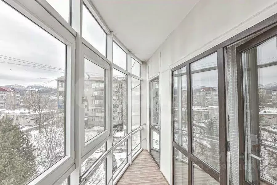 2-к кв. Сахалинская область, Южно-Сахалинск Южно-Сахалинская ул., 17А ... - Фото 1