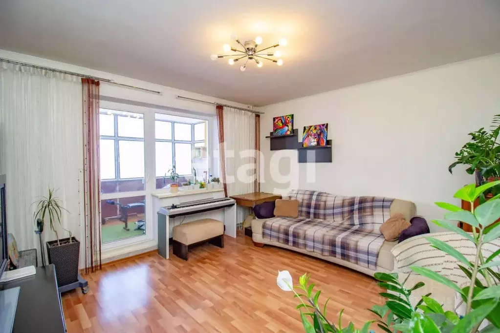 3-к кв. Красноярский край, Красноярск ул. Менжинского, 9г (74.0 м) - Фото 1