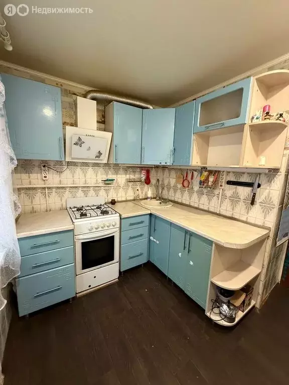 3-комнатная квартира: Воронеж, проспект Труда, 33 (55 м) - Фото 2