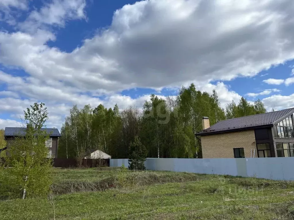 Участок в Татарстан, Арский район, Урнякское с/пос, с. Казанбаш ул. ... - Фото 1