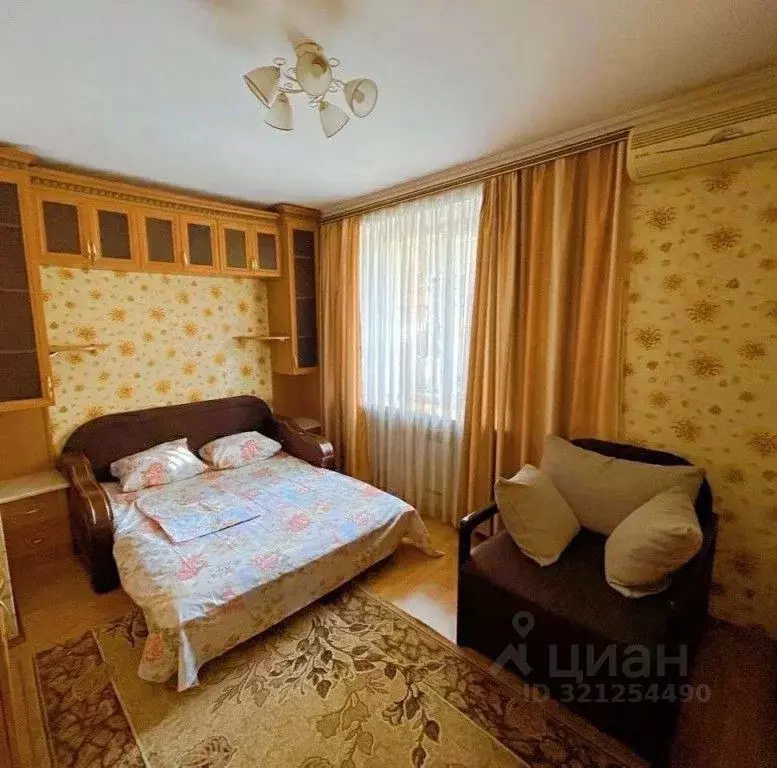 1-к кв. Крым, Алушта пер. Спортивный, 1/4 (25.0 м) - Фото 0