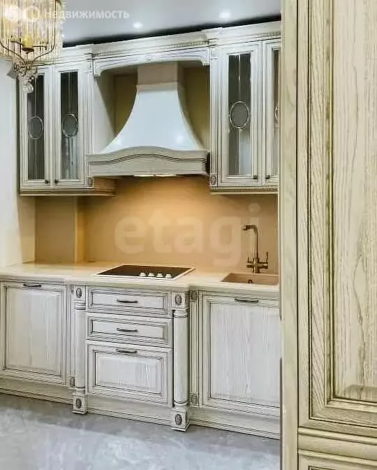 3-комнатная квартира: Якутск, улица Пушкина, 28 (75 м) - Фото 1