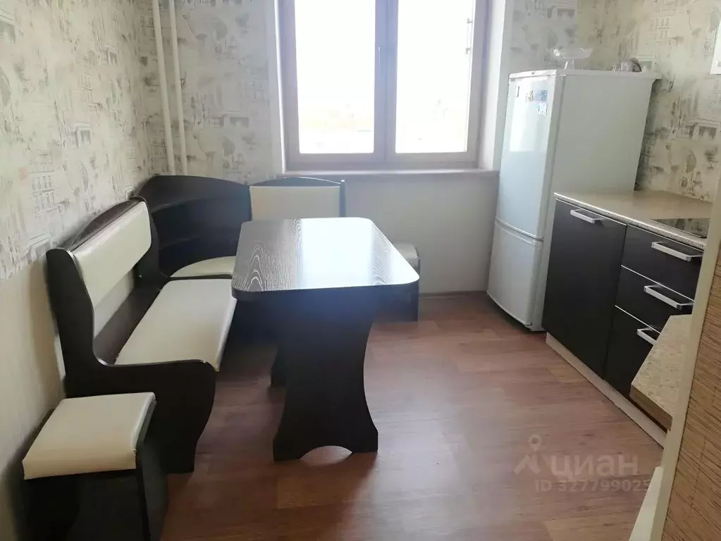 3-к кв. Кемеровская область, Кемерово Молодежный просп., 6 (68.0 м) - Фото 1