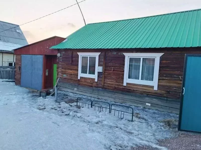 Дом в Бурятия, Тарбагатайский район, Саянтуйское муниципальное ... - Фото 1