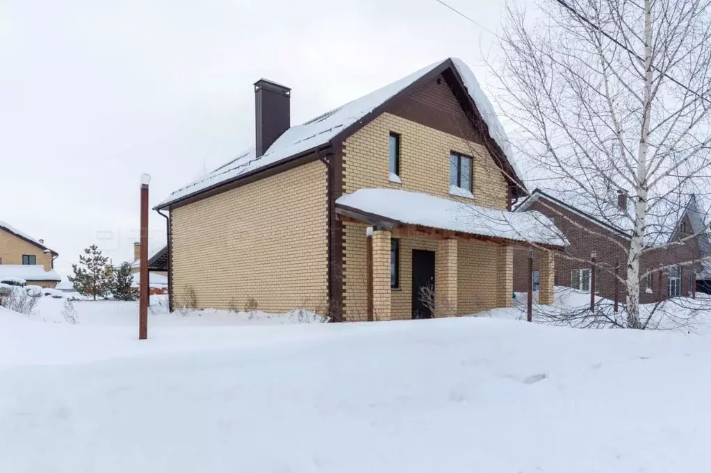 Дом в Татарстан, Лаишевский район, Большекабанское с/пос, с. Малые ... - Фото 1