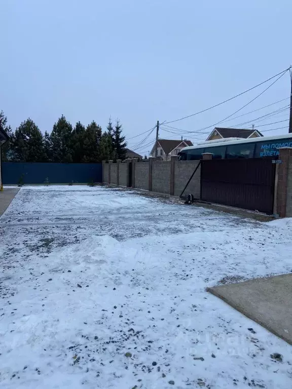 Дом в Красноярский край, Емельяново городское поселение, Емельяново ... - Фото 1