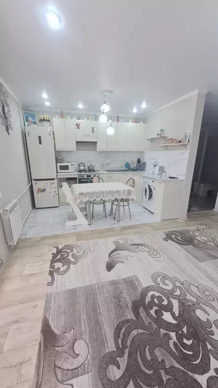 Квартира, 3 комнаты, 68 м - Фото 0
