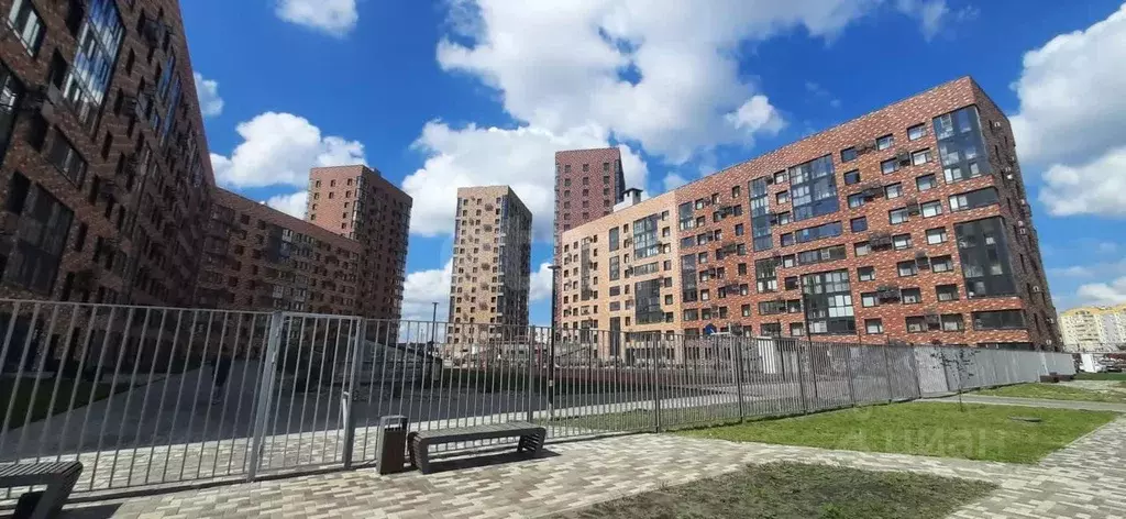 Студия Белгородская область, Старый Оскол Космос мкр, 11 (70.2 м) - Фото 1