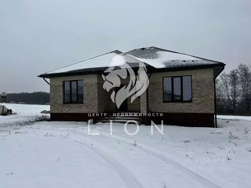 Дом в Белгородская область, Белгородский район, Дубовское с/пос, с. ... - Фото 1