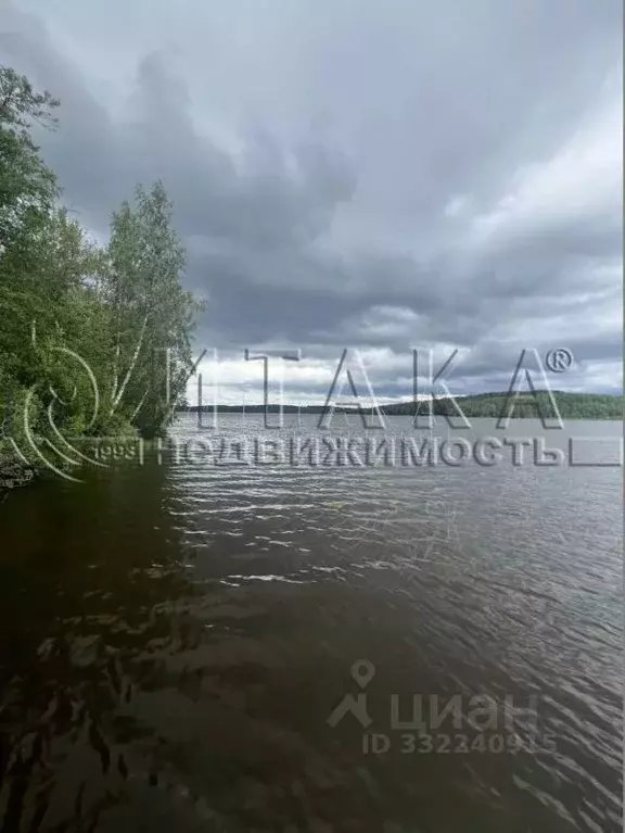 Дом в Ленинградская область, Выборгский район, Светогорское городское ... - Фото 1