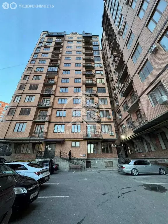 1-комнатная квартира: Махачкала, улица Даниялова, 120А (50 м) - Фото 2