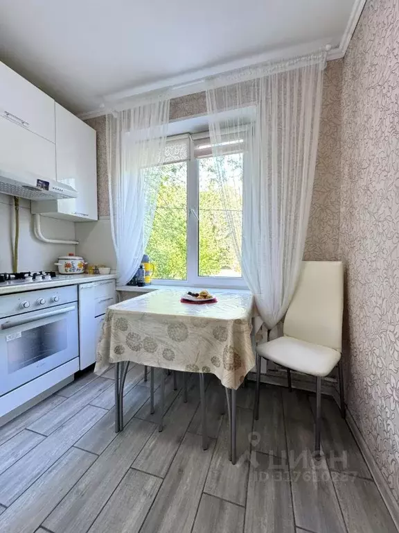 3-к кв. Москва Россошанская ул., 13К1 (57.5 м) - Фото 0