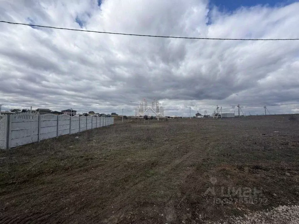 Участок в Крым, Симферопольский район, с. Мирное ул. Белова (6.0 сот.) - Фото 2