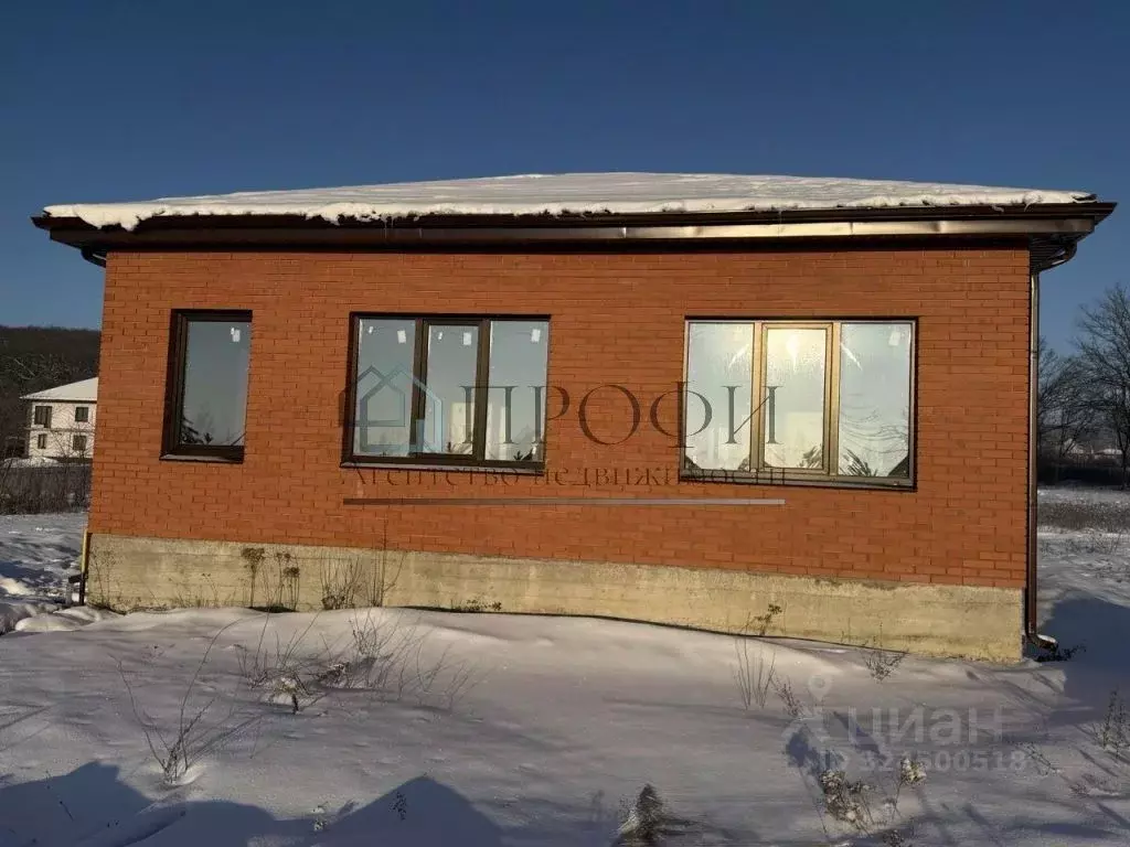 Дом в Белгородская область, Новооскольский муниципальный округ, с. ... - Фото 2