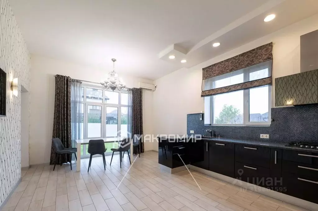 Дом в Брянская область, Брянский район, Снежское с/пос, пос. Кузьмино ... - Фото 1