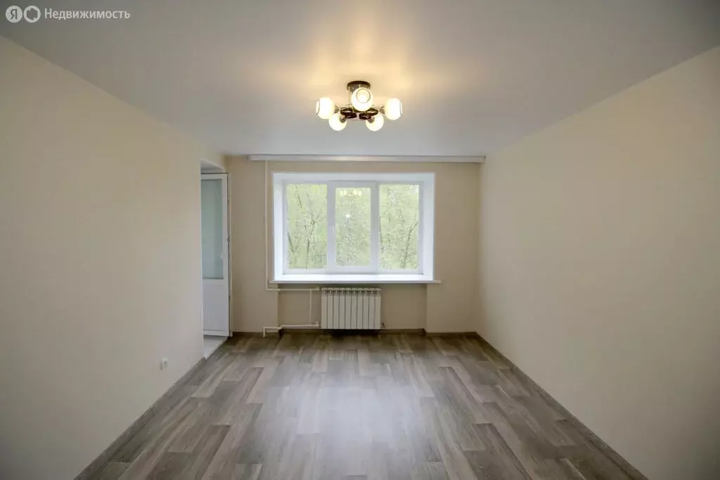 2-комнатная квартира: Нижний Тагил, улица Красных Зорь, 15 (48.3 м) - Фото 0