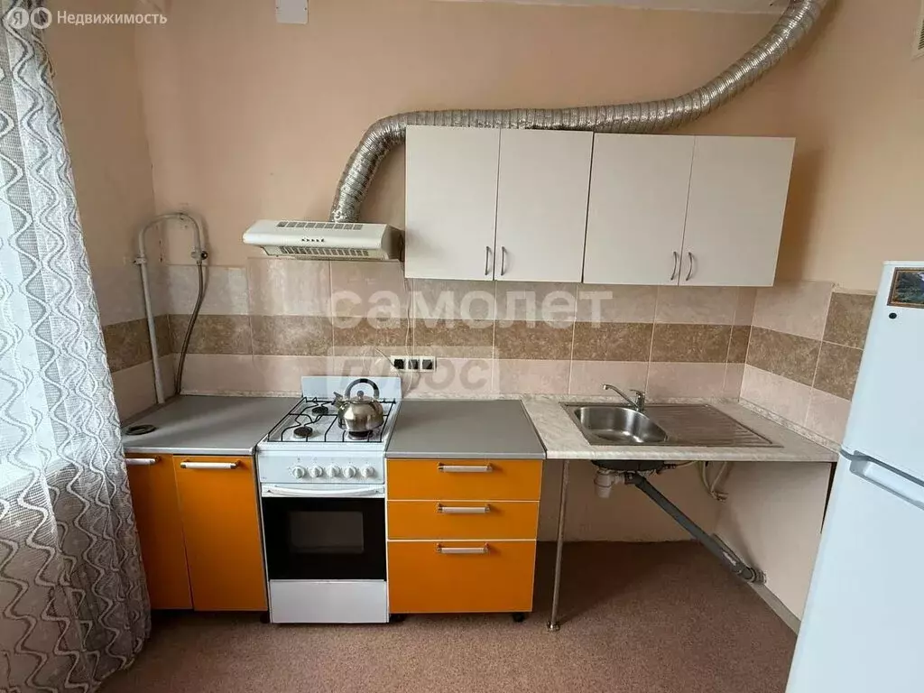 3-комнатная квартира: Великий Новгород, Западный район, улица ... - Фото 1