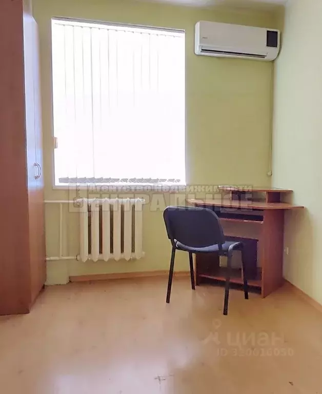 2-к кв. Смоленская область, Ярцево ул. Энтузиастов, 27 (44.5 м) - Фото 1