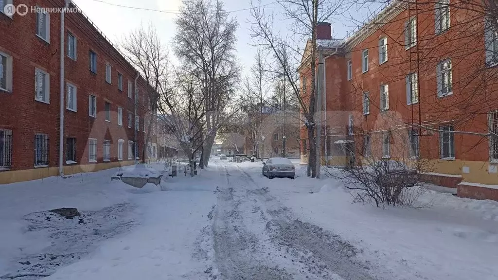 3-комнатная квартира: Омск, улица Берко Цемента, 1 (60.4 м) - Фото 2