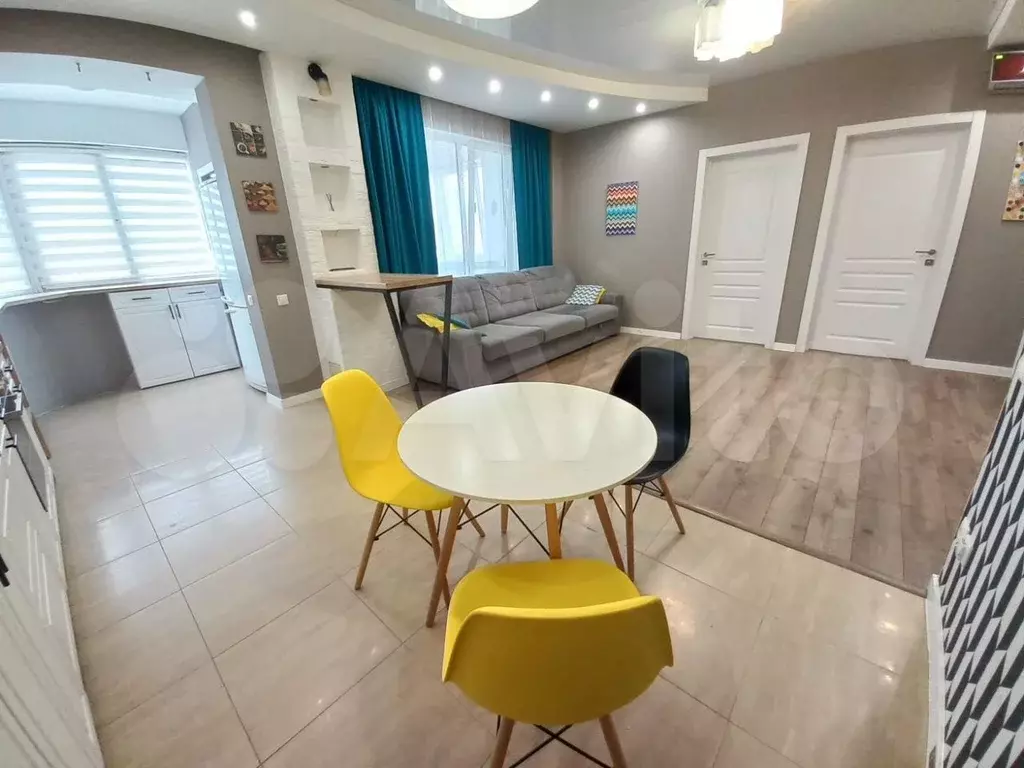 2-к. квартира, 70 м, 15/17 эт. - Фото 1