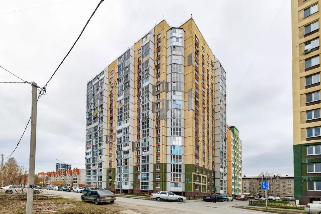 1-к кв. Тюменская область, Тюмень Мелиораторов мкр, ул. Сидора ... - Фото 0