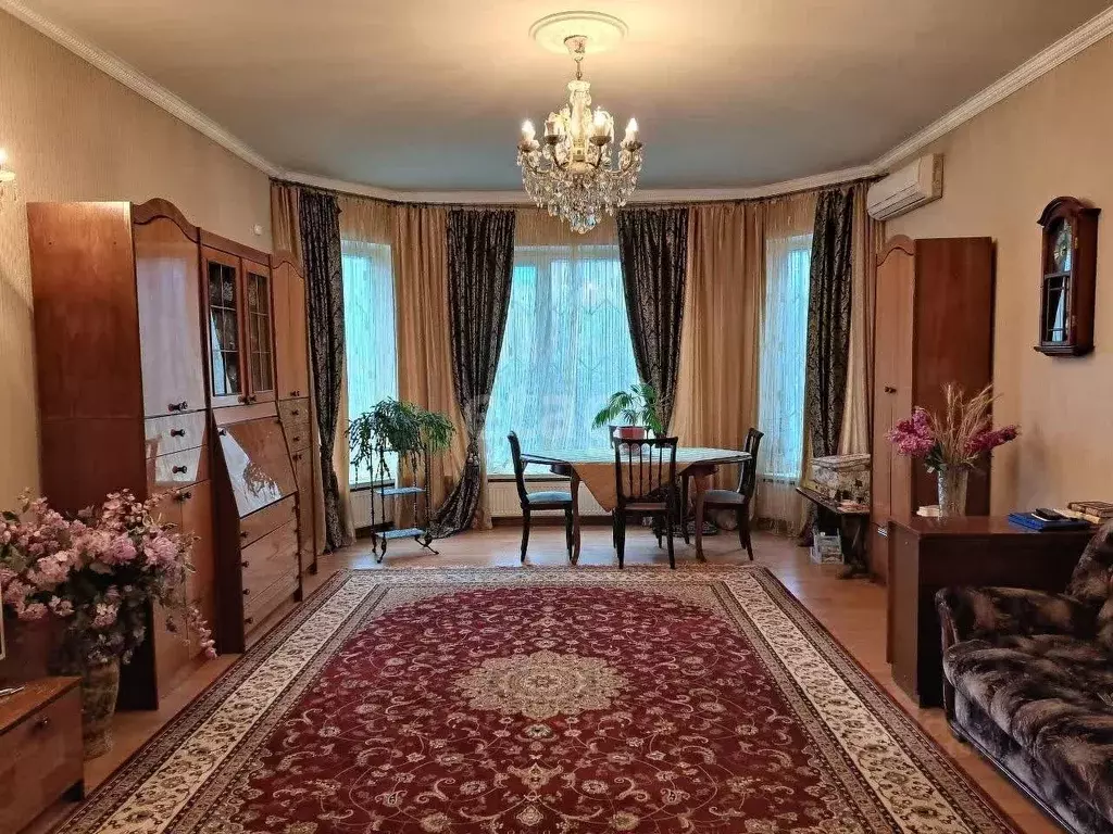 Дом в Калужская область, Малоярославец Весенняя ул. (281 м) - Фото 0