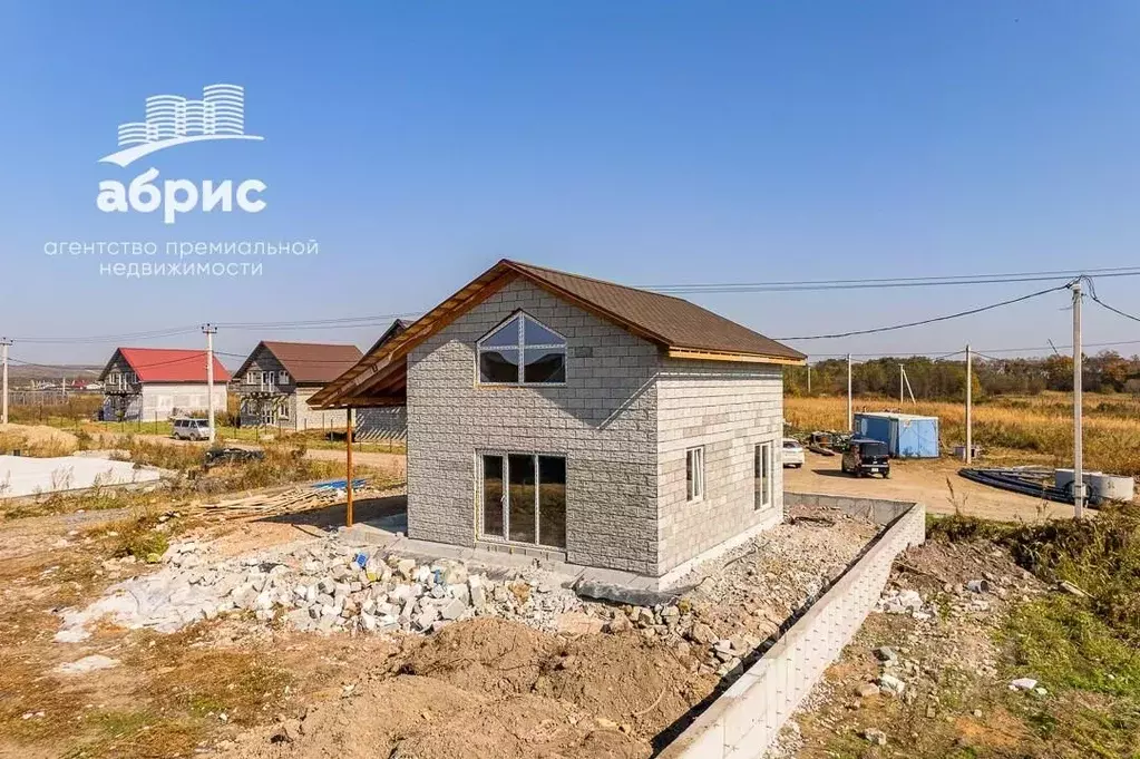 Дом в Приморский край, Надеждинский район, с. Вольно-Надеждинское ул. ... - Фото 1