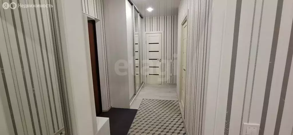 3-комнатная квартира: Тюмень, микрорайон Антипино, Беловежская улица, ... - Фото 2