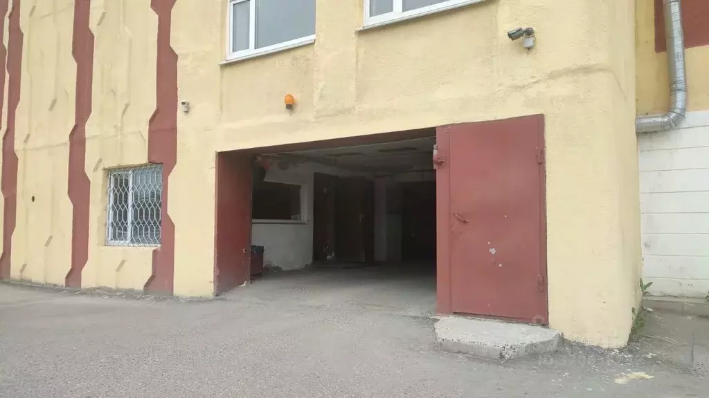 Помещение свободного назначения в Чувашия, Чебоксары просп. Максима ... - Фото 1